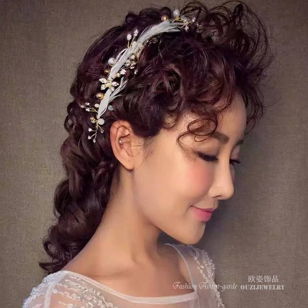 Flower Feathered Headdress With Sweet Wedding Wedding Dress