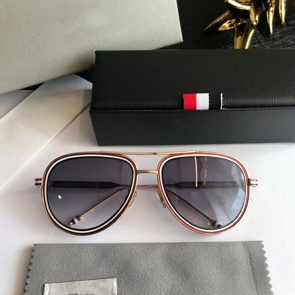 

new fashion women sunglasses oculos 803 men sunglasses simple and generous men sun glasses outdoor uv400 protection eyewear with case, White;black