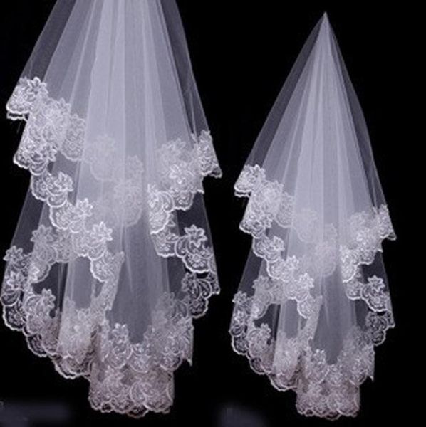 

2019 new white ivory short lace edge wedding veils two layers tulle with matched comb bridal accessories selling a03, Black
