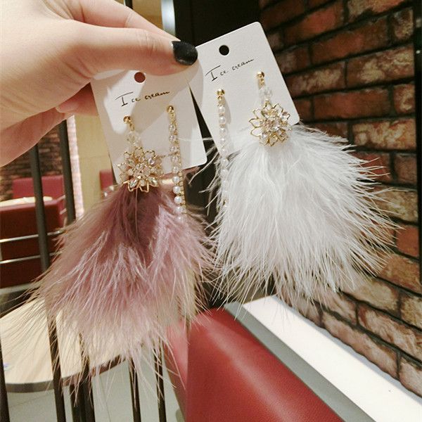 

korean fashion ear jewelry silver needle autumn and winter diamonds feather asymmetric night diamond earrings earrings wholesale, Golden;silver