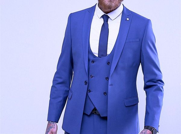 Royal Azul Three Parte noivo TuxeDos Pico Lapela Um Botão Homem Casamento Terno Excelente Homens Negócios Jantar De Prom Blazer (jaqueta + Calças + Tie + Vest)