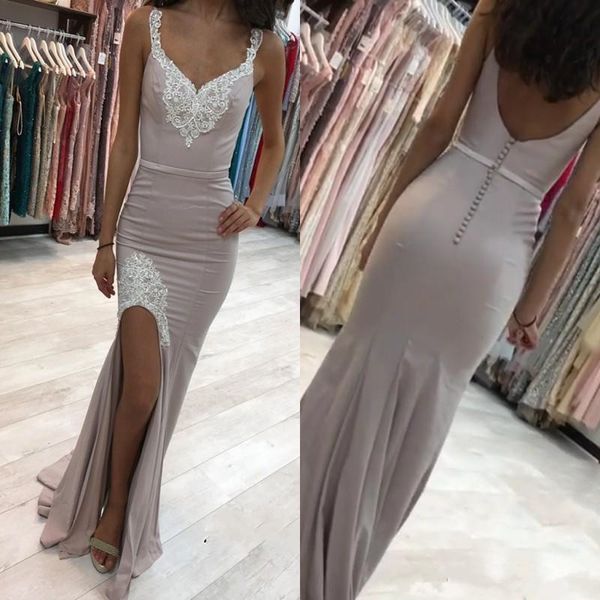 

2018 Elegant Gary V Neck Lace Appliqued Split Mermaid Prom Dresses Sleeveless Sexy Backless Long Party Dress Evening Gowns Bridesmaid Dress, Black