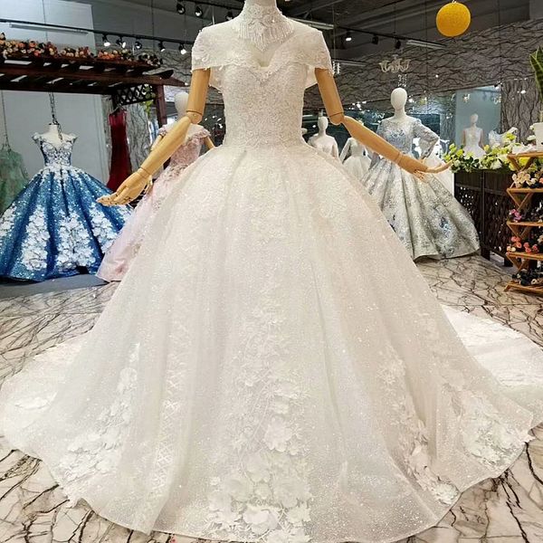 

пѬоа мода вадебное плае 2019 новй дизайн  воким ожеѬелем  плеа v-обѬазн, White