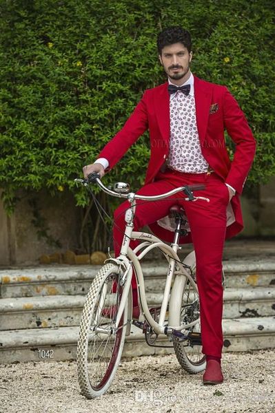 Moda frac rosso stile mattutino uomo smoking da sposa picco risvolto un bottone uomo formale cena vestito da ballo (giacca + pantaloni + fiocchi + cintura) 109