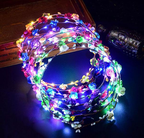 500 Stück Rabatt LED Blumenkranz Stirnband Krone Festival Blumengirlande für Park Hochzeit Kopfschmuck Glow Haarband Dekor