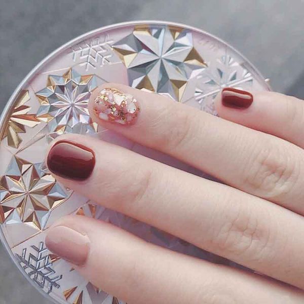 

24pcs/set naked coffee shell gold foil finished fake nails.short size full nail tips patch lady finger art tool bride, Red;gold