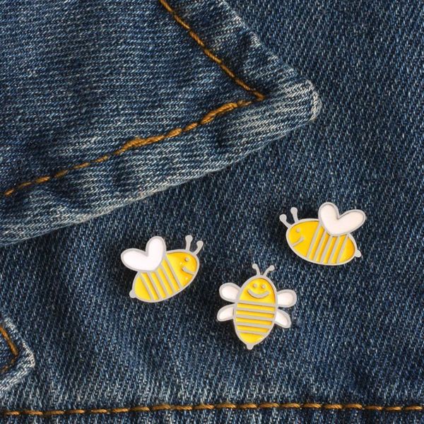 

мультфильм мини пчела брошь милые животные эмаль pin дети рюкзак металлический значок куртки отворотом булавки женщины мужчины ювелирные под, Gray