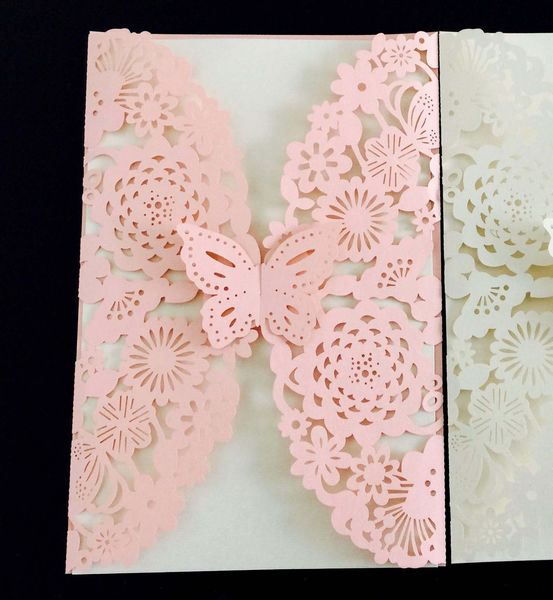 20 Stück Laser Cutout Gravur Einladungskarte Süße Blume Schmetterling Europäische Hochzeit Postca