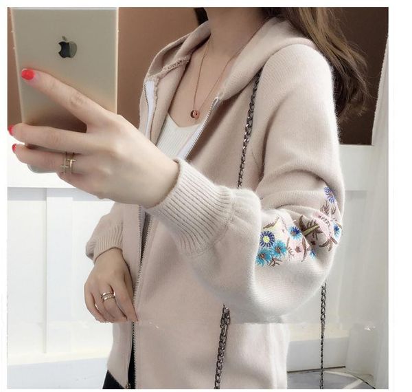 

send 2018 new style sweater women cardigan spring and autumn loose and comfortable hooded knitted coat, White;black