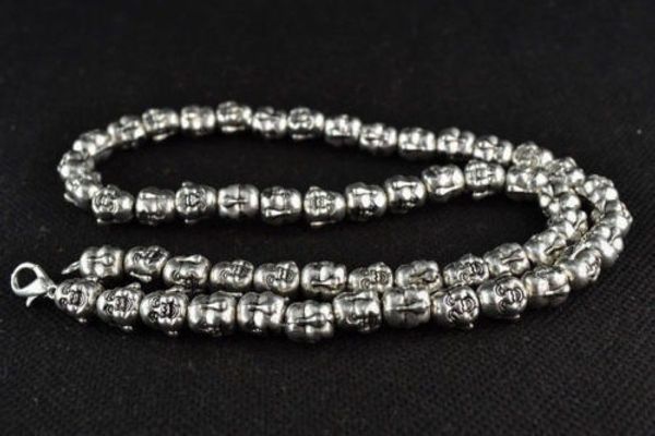 Collana di perline di preghiera del Buddha intagliato in argento del Tibet, antico lavoro manuale da collezione in Cina