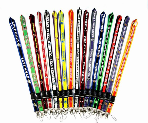 

Correias e penduricalhos para celular candy28