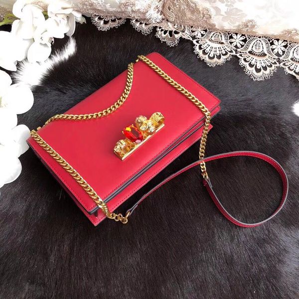 

дам пѬода ђмки дл кђѬеѬов.дизайнеѬ мод ђжин меок.кожана локђна меал