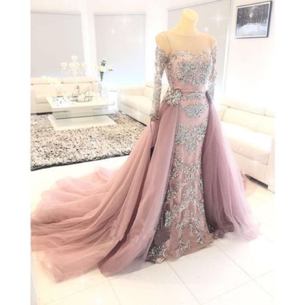 

Ѭоконе бђин пеѬик Ѭђалка вадебне пла о емнм поезд кѬиалл кѬђже, White