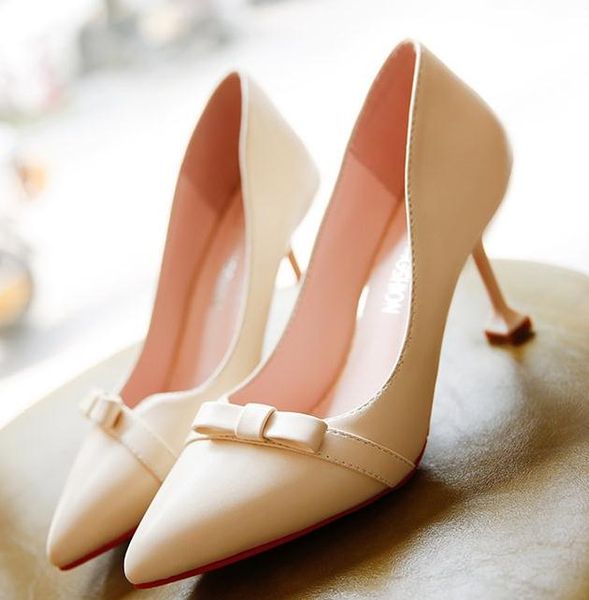 

send 2018 new style spring and autumn high-heeled shoes fashion women's korean pointed end shallow mouth shoes, Black