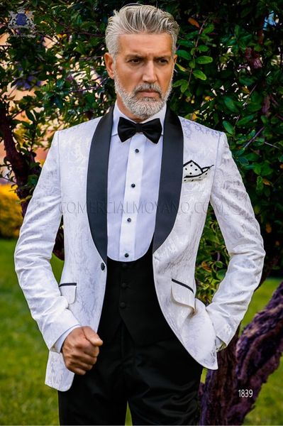 

white jacquard men wedding tuxedos black lapel one button groom tuxedos fashion men dinner/darty 3 piece suit(jacket+pants+tie+vest) 23, Black;gray