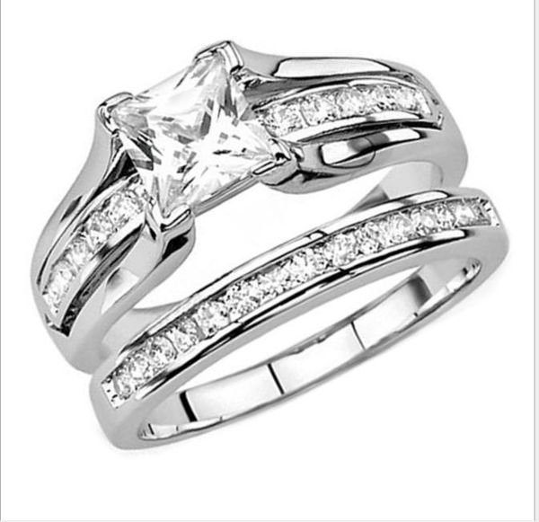 

влюбленные помолвлены с позолоченным цирконовым кольцом, Silver