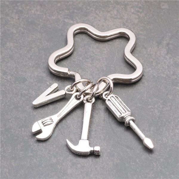 

2018 26 letter a-z creative tool style wrench spanner key chain car keyring metal keychain father's gifts llaveros, Silver