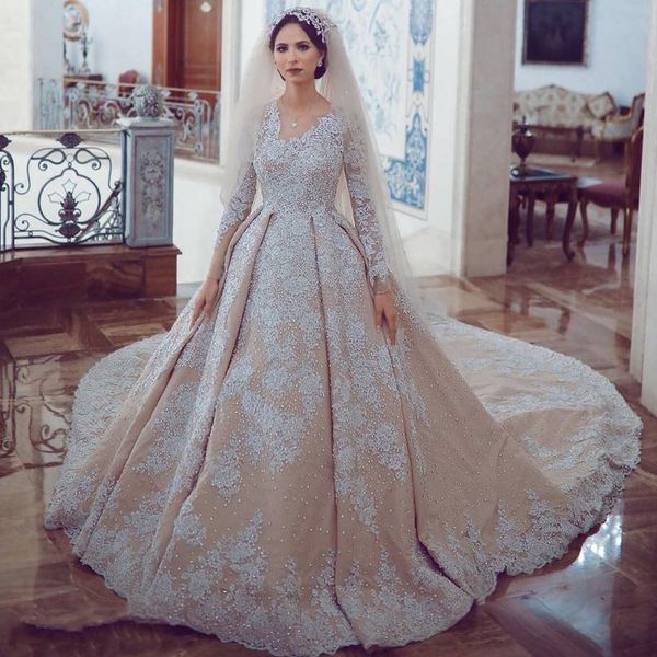 Fantastic Dubai Princess венчания DRES Sparkly блестки бусины Свадебное платье полный шнурок аппликация с длинным рукавом шикарное платье Саудовской Аравии Wedding