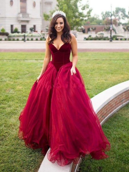 

2018 New Burgundy Prom Dress Sweetheart Backless Sleeveless Tiered Organza Sweep Train Long Party Gowns Evening Wear Quinceanera Dresses