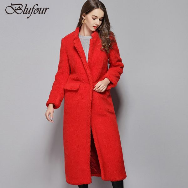 

2018 new winter red quilted thickening lambswool lamb fur coat warm wool blends coat female long streetwear women heavy jacket, Black