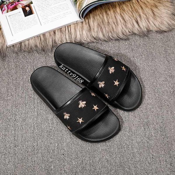

2018 mens and womens fashion gold-tone bee and star embroidery slide sandals with molded rubber footbed male female beach flip flops, Black