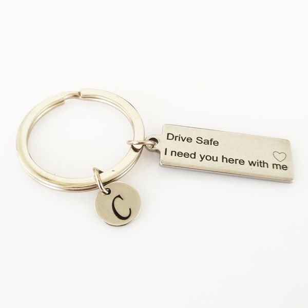 

customized a-z 26 initials letter keychain jewelry engraved drive safe i need you here with me couples gifts key ring jewelry, Silver