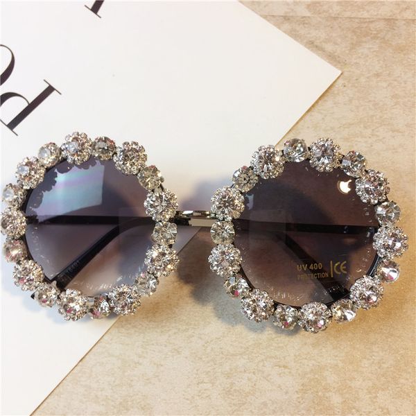 

luxury ladies fashion women sunglasses retro rhinestone sunglasses for women handmade flower with crystal beach sunglasses, White;black