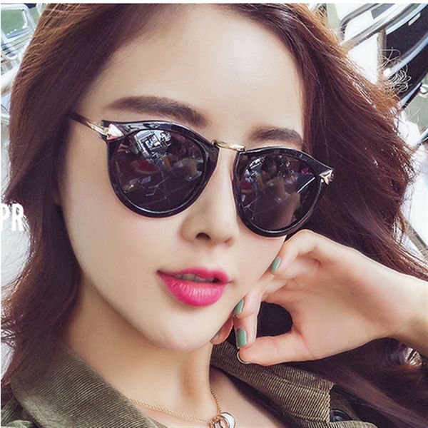 

fashion classic style sunglasses for women brand designer sun glasses retro color sunglasses punk geek style, White;black