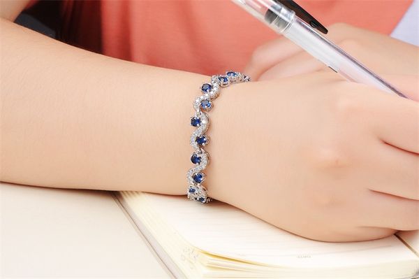 

Beautiful flash diamond bracelet Environmental protection copper plating white AAA zircon bracelet Easy matching jewelry gift for woman