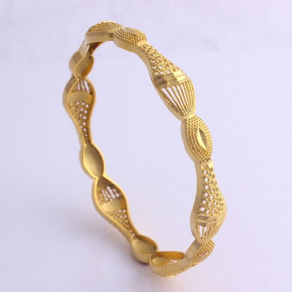 Único Europa América Estilo Womens Bangle 18k Ouro Amarelo Enchido Tamanho Grande Big Bangle Pulseira DIA 6 cm