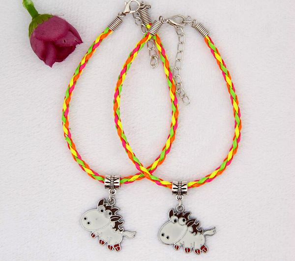 

цинковый сплав падение глазури лошадь очарование кулон 20+5 см цвет плетеный канат браслет мода женщины ювелирные изделия праздник подарок, Golden;silver