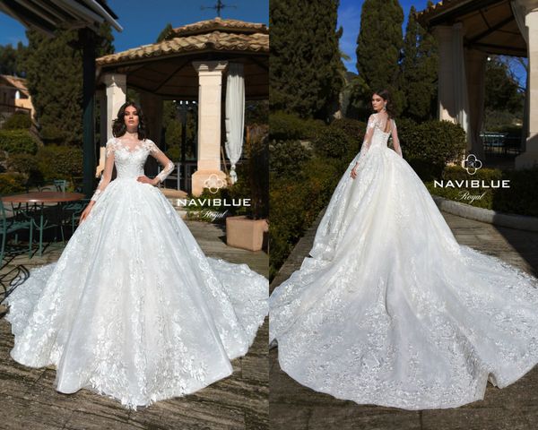 

luxury modest wedding dresses jewel neck lace appliqued long sleeve country bridal dress sweep train ball gown wedding dress plus size, White