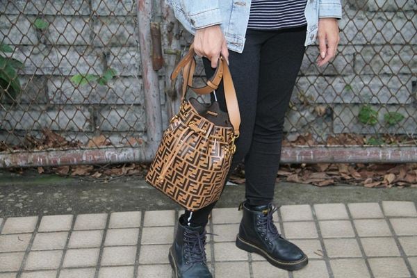 

1015-WholesaleWomen Bucket Bag Large Bags Designer Brand Purse Double F Fashion Pocket