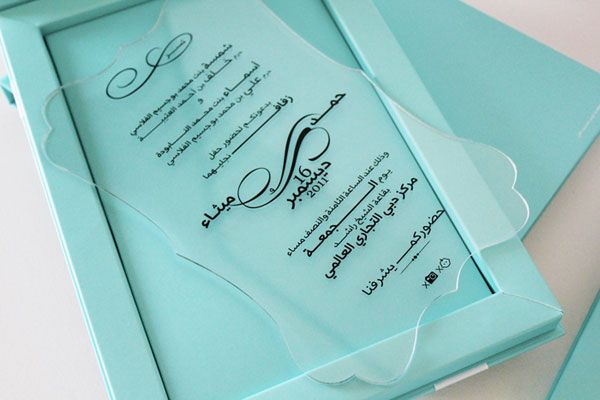 

1Lot=100pieces Acrylic clear customized Wedding invitations card with black writtings (blue box not included)(L165mmxW114mmxT2mm)BL-181058