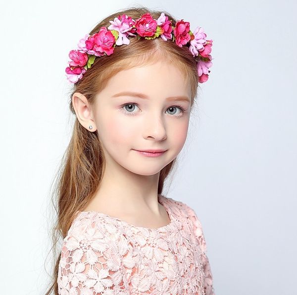 2019 New Beautifully Headdress Garland Wedding Bride Bridesmaid Hair Accessories Cloth Flower Headband Flower Girl Dress Up Flower Headband From