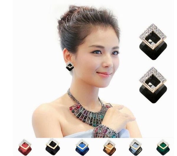 neue heiße Ohrringe im koreanischen Stil mit einfachen Stern-passenden koreanischen Ohrringen mit Diamant-Kristall-Ohrringen, modisch und klassisch exquisit
