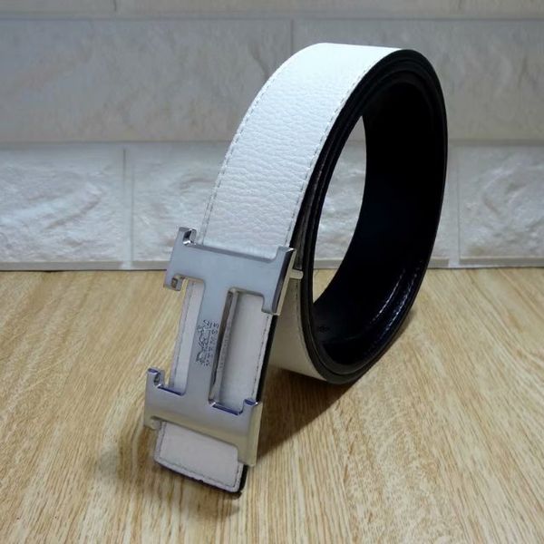 

brand designer 2017 new famous high qualtiy leather designer belts men gold silver smooth buckle 10 colors, Black;brown