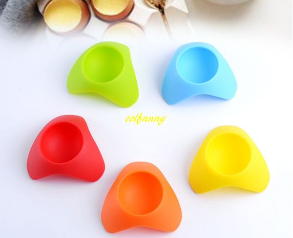 200pcs / lot trasporto veloce colorato in silicone portauovo porta tazze di servizio perfetto per servire uova sode morbide