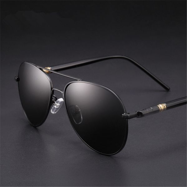 

2019 luxury polarized sunglasses men brand designer retro vintage pilot sun glasses for mens male sunglass 2018 zonnebril mannen, White;black