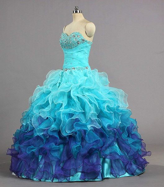 2018 Neue Sexy Schatz Wunderschöne trägerlose Regenbogen Quinceanera Kleider Rüschen Ballkleid Perlen Kristall Sweet 16 Prom Party Abendkleid