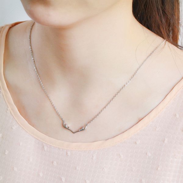 

antlers alloy pendant women necklaces gold silver rose gold colors buckhorn necklace pendants fashion jewelry gift