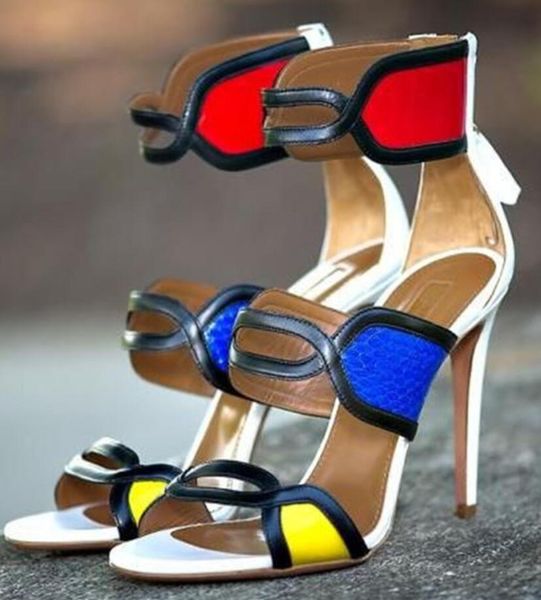 2018 Damen High Heels gemischte Farben Sandalen Modedesigner Back Zip Cut Out Gladiator Sandalen Party Schuhe