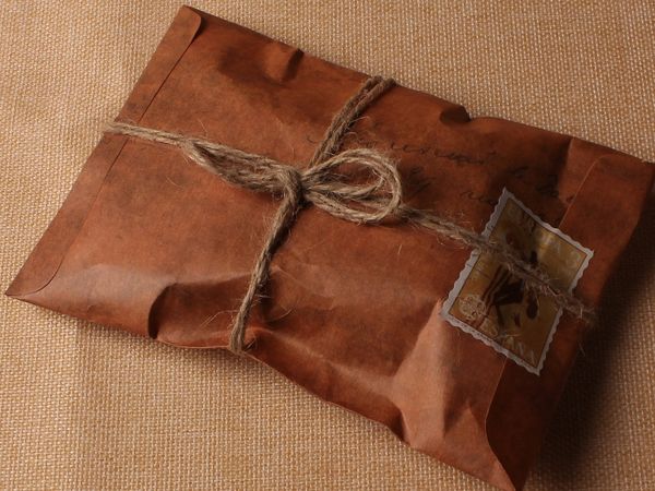 

50pcs/set retro style brown kraft paper envelope postcard invitation letter stationery paper bag vintage air mail gift envelope