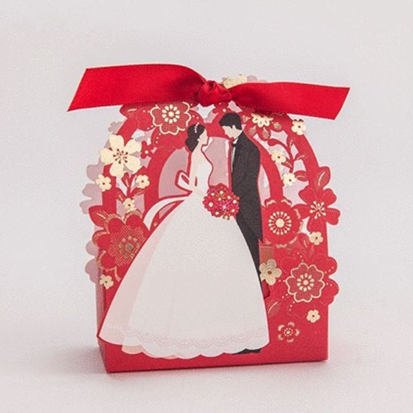 Confezione regalo di nozze romantica Elegante regalo rosso per gli ospiti Fiore Sposo Sposa Taglio laser Dolci bomboniere Scatola di caramelle