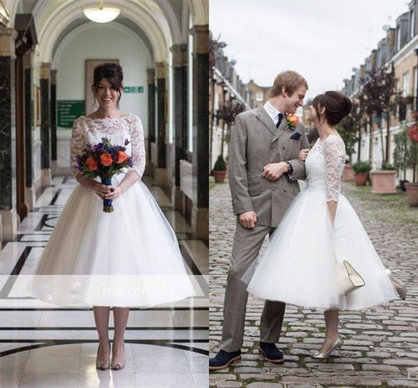 

Modest short Lace Wedding Dresses 2018 Vintage 3 4 Long Sleeves Tea-Length Zipper Back Short Wedding Bridal Dresses