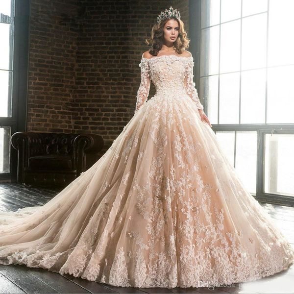 

vintage boat neck long sleeve lace appliques ball gown wedding dresses 2020 luxury flowers puffy champagne quinceanera dress, White