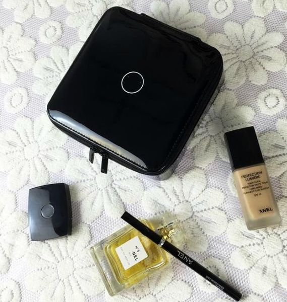 

Cases e Estojo de Cosméticos ck96668