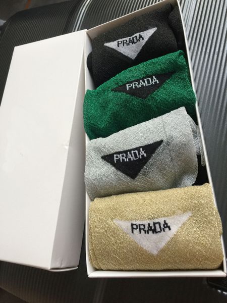 

Triangle Logo silver thread Socks Fashion Brand Breathable Sports Casual Socks For Women girls Outdoor Athletic Stockings 4pairs/gift box