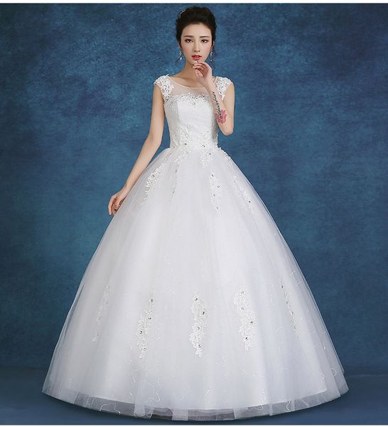 

custom made 2018 new fashion white and red princess sweet wedding dress vintage sweet straps yarn puff wedding dress