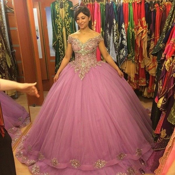 

blush pink beaded 2018 ball gown quinceanera dresses off shoulder sweet 16 dresses backless tiered ruffles princess evening prom dresses, Blue;red